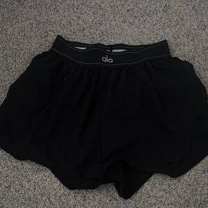 ALO Yoga Women's Black Athletic Shorts